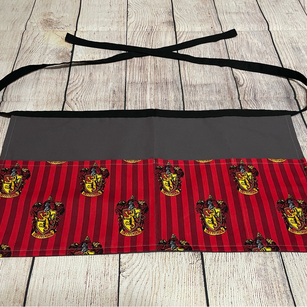 Gryffindor-Inspired Half Apron Handmade Wizarding House Waist Apron with Pockets